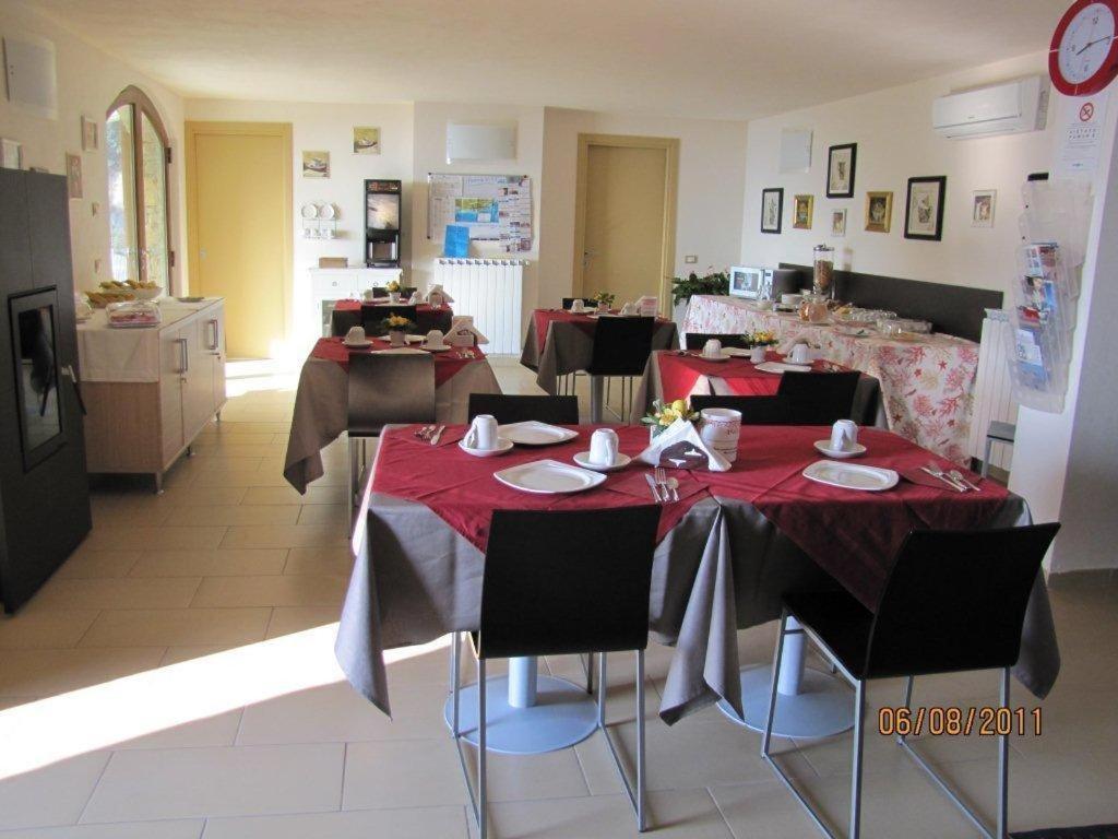 Arianna Hill House Bed & Breakfast ลาสเปเซีย ภายนอก รูปภาพ